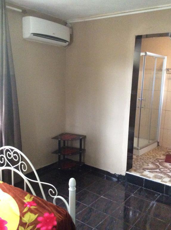 La Casa Mia Guesthouse Ла-Ґулет Екстер'єр фото