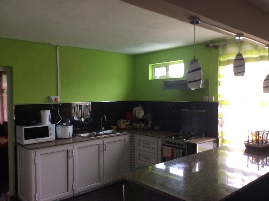 La Casa Mia Guesthouse Ла-Ґулет Екстер'єр фото